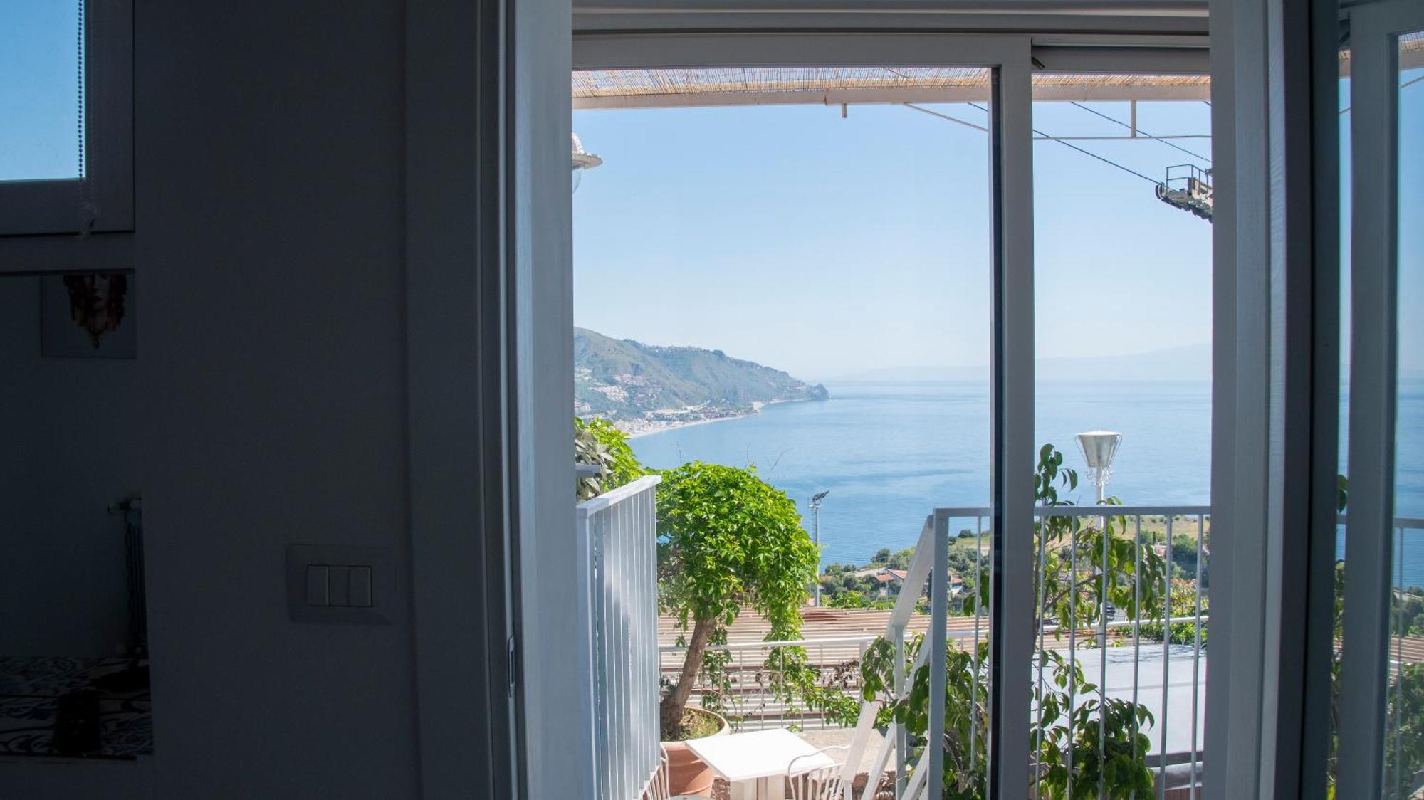 Dream View Suites Taormina Exterior foto